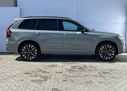 Volvo XC90 27