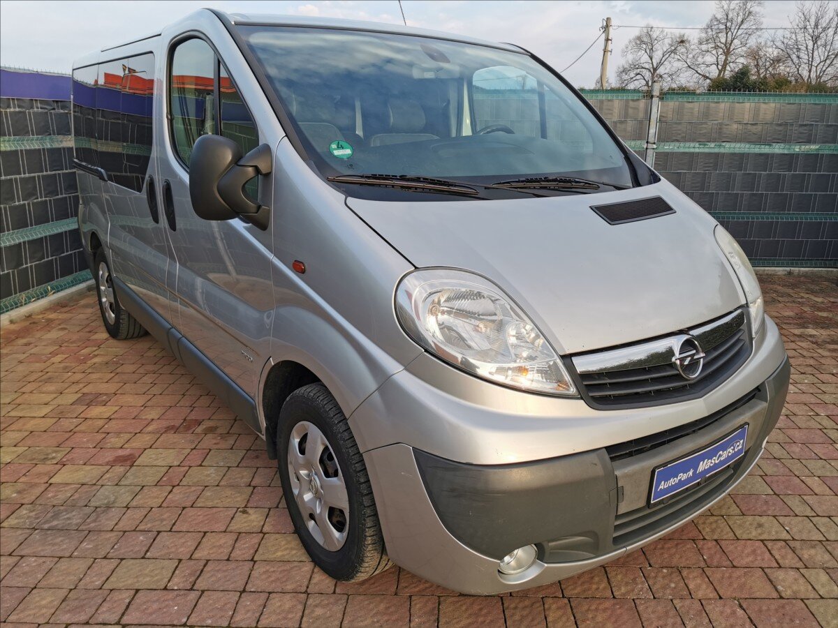 Opel Vivaro Kombi 2,0 l 84 kw
