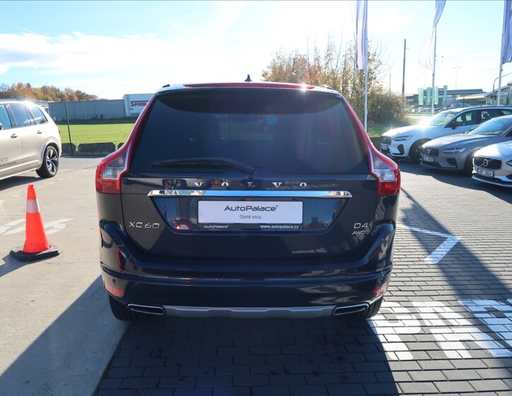 Volvo XC60 6
