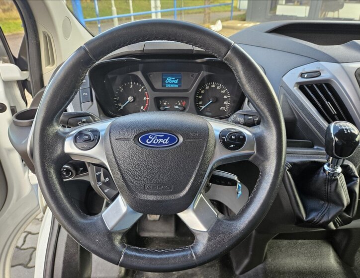 Ford Transit Custom 12