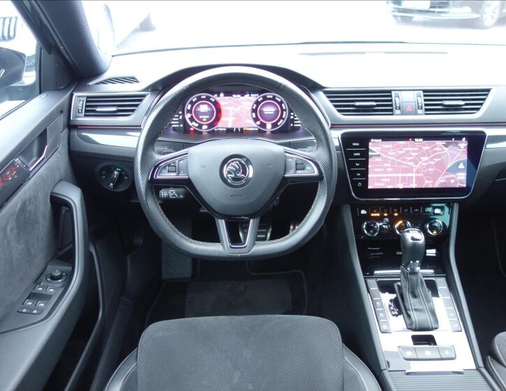 Škoda Superb Kombi 2,0 l 140 kw