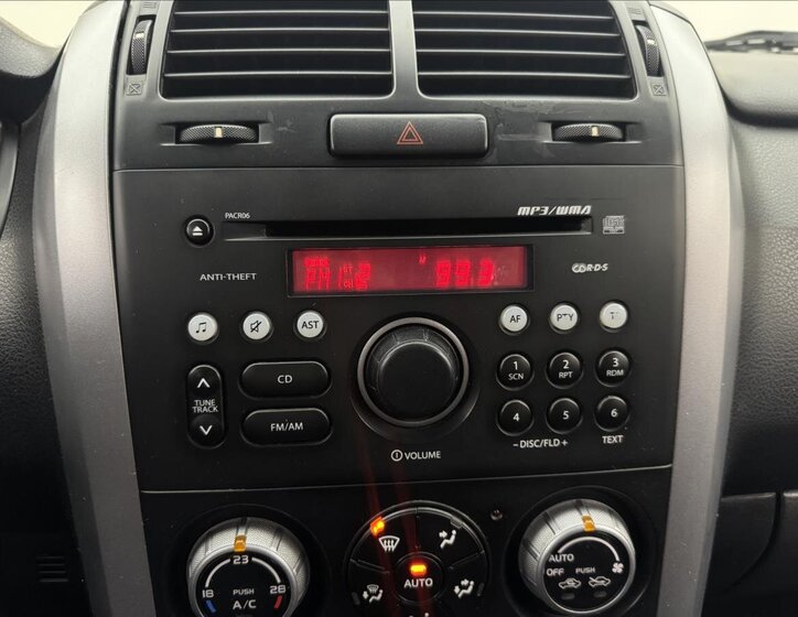 Suzuki Grand Vitara SUV / Terénní 1,9 l 95 kw