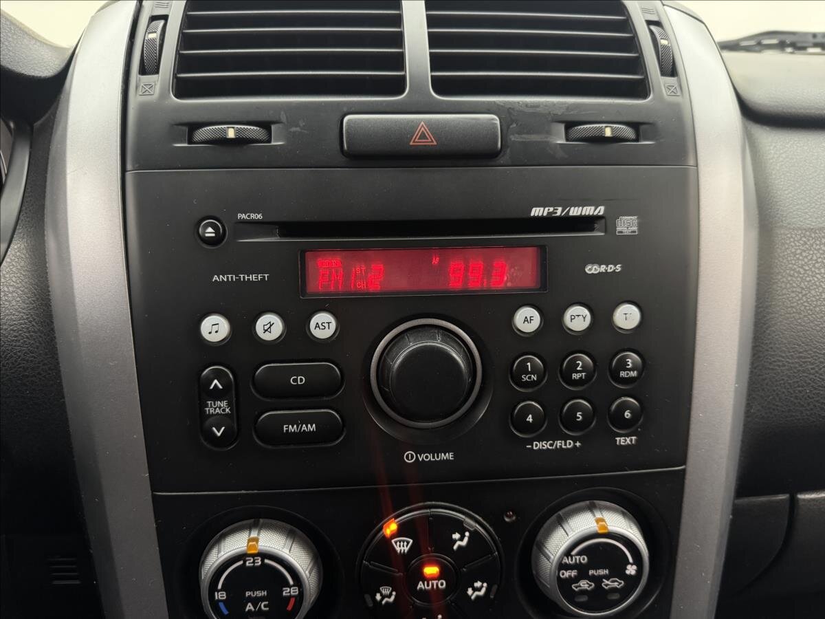 Suzuki Grand Vitara SUV / Terénní 1,9 l 95 kw