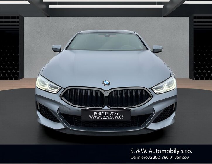 BMW Řada 8 Kupé 4,4 l 390 kw