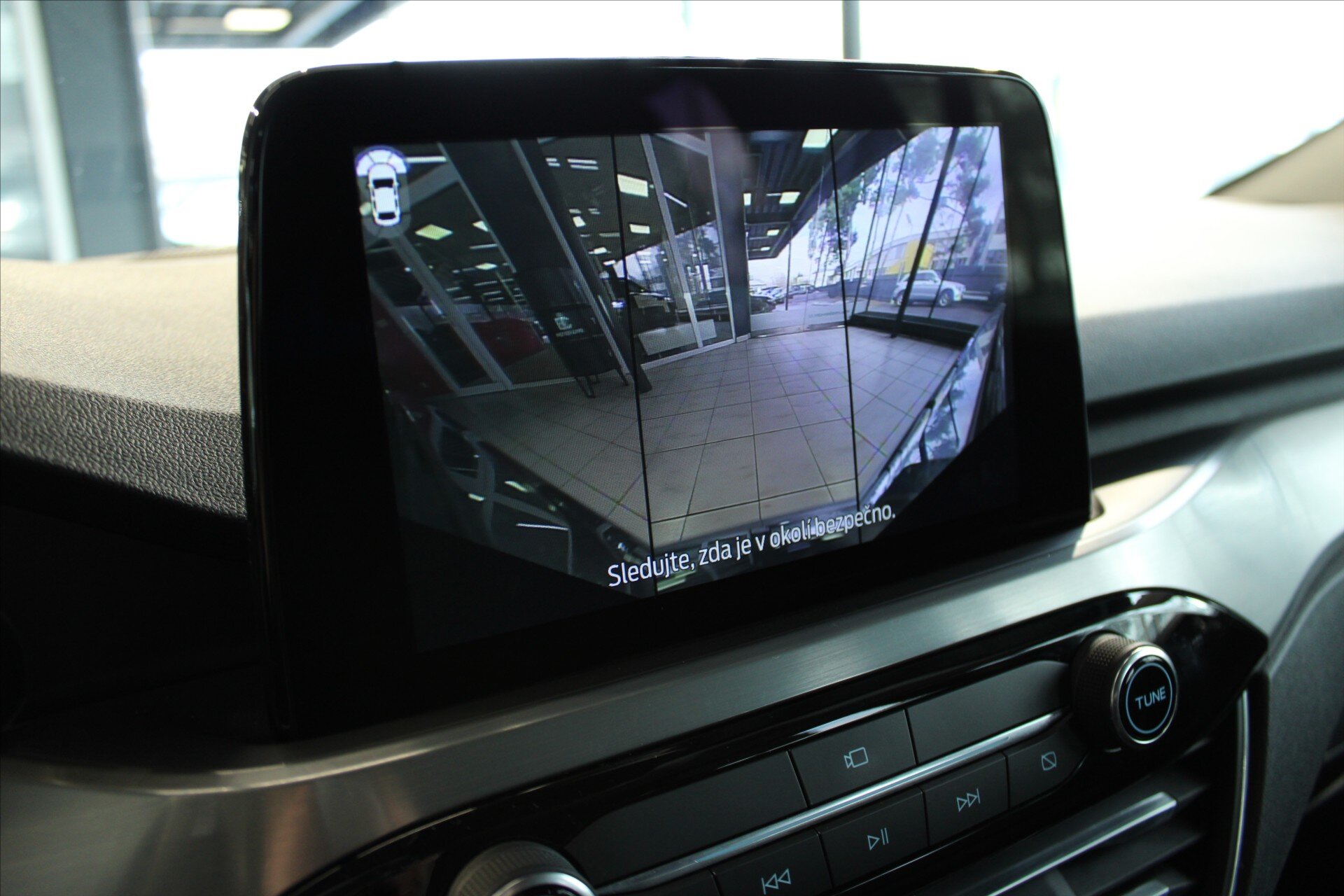 Ford Kuga SUV / Terénní 2,0 l 140 kw