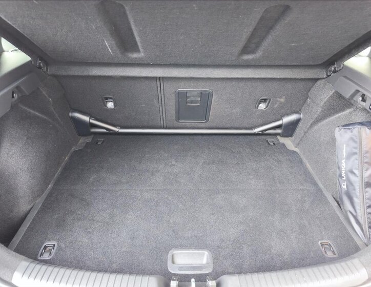 Hyundai i30 Hatchback 2,0 l 206 kw