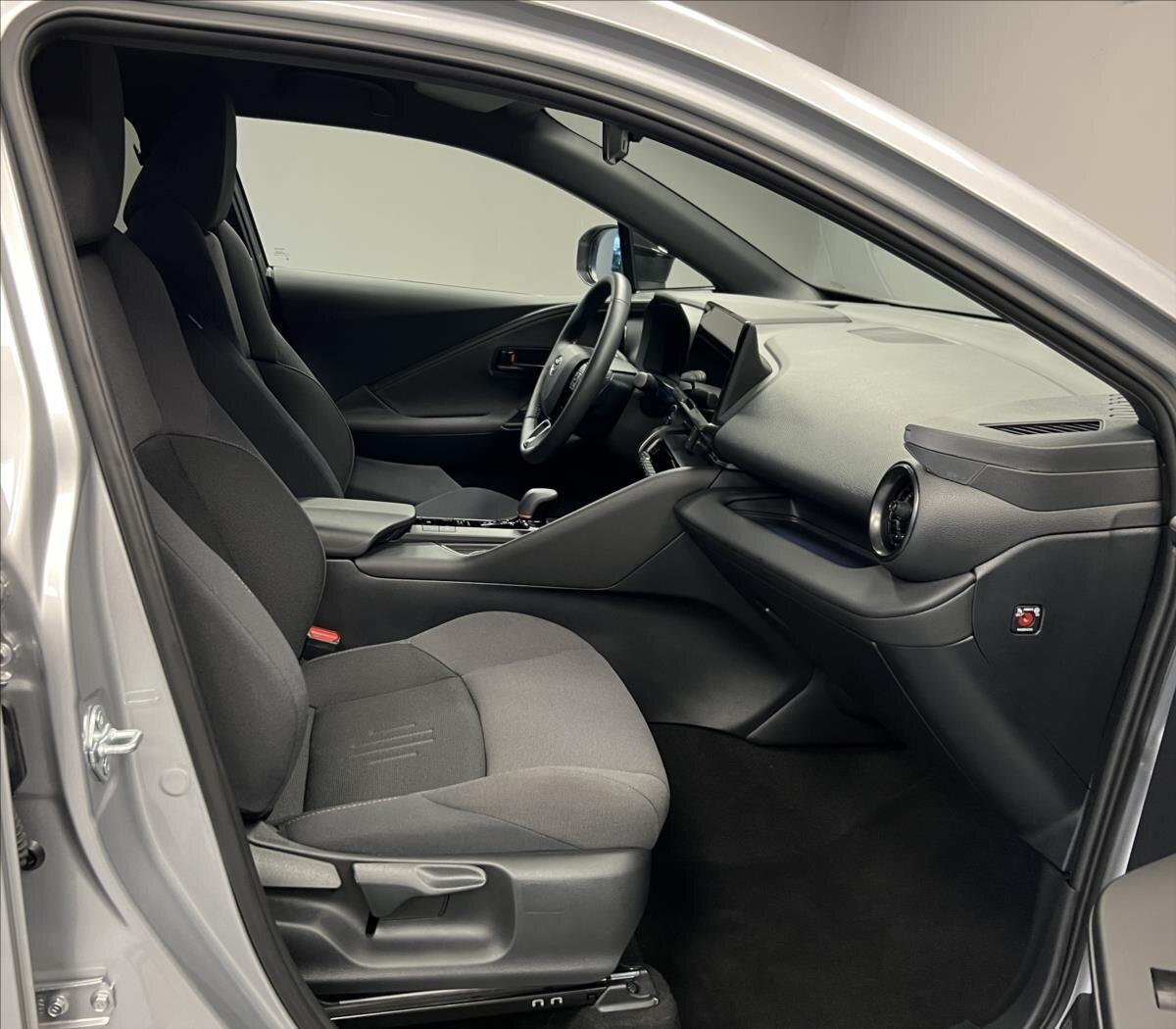 Toyota C-HR Hatchback 1,8 l 72 kw