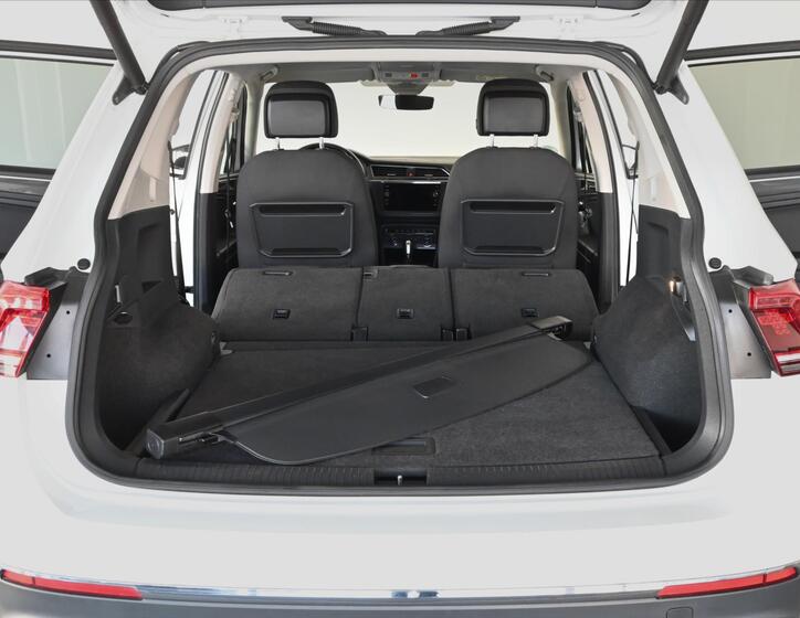 Volkswagen Tiguan Allspace 7