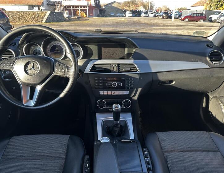 Mercedes-Benz Třídy C 12