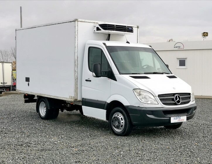 Mercedes-Benz Sprinter 2