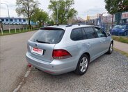 Volkswagen Golf Kombi 1,6 l 77 kw