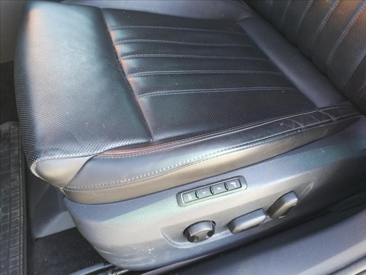 Škoda Superb Kombi 2,0 l 140 kw