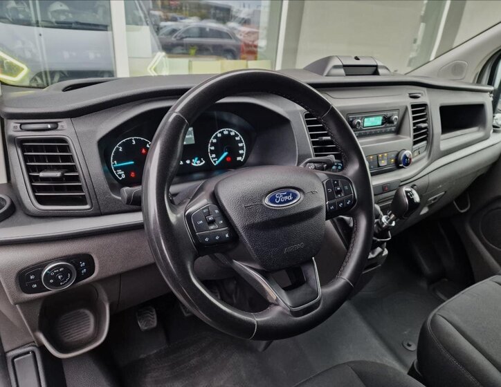 Ford Transit Custom Skříň 2,0 l 77 kw