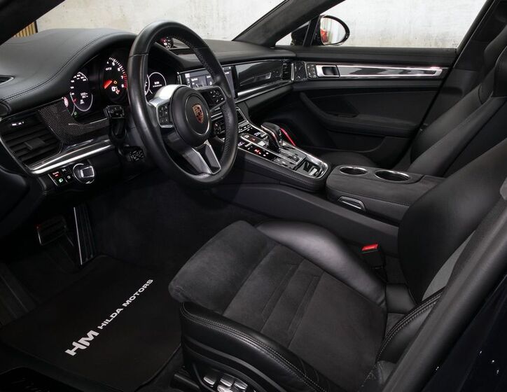Porsche Panamera 14