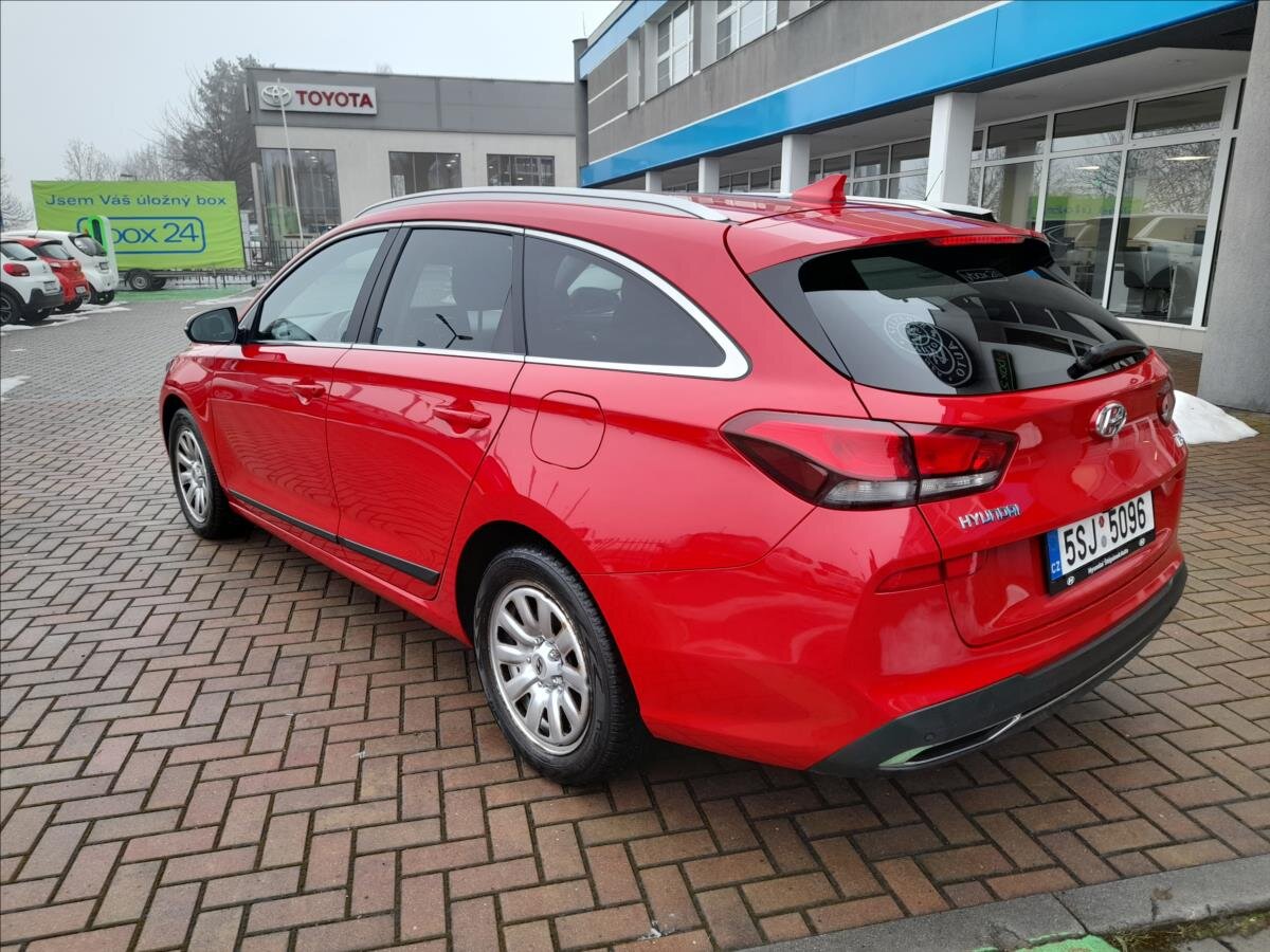 Hyundai i30 Kombi 998,0 88 kw