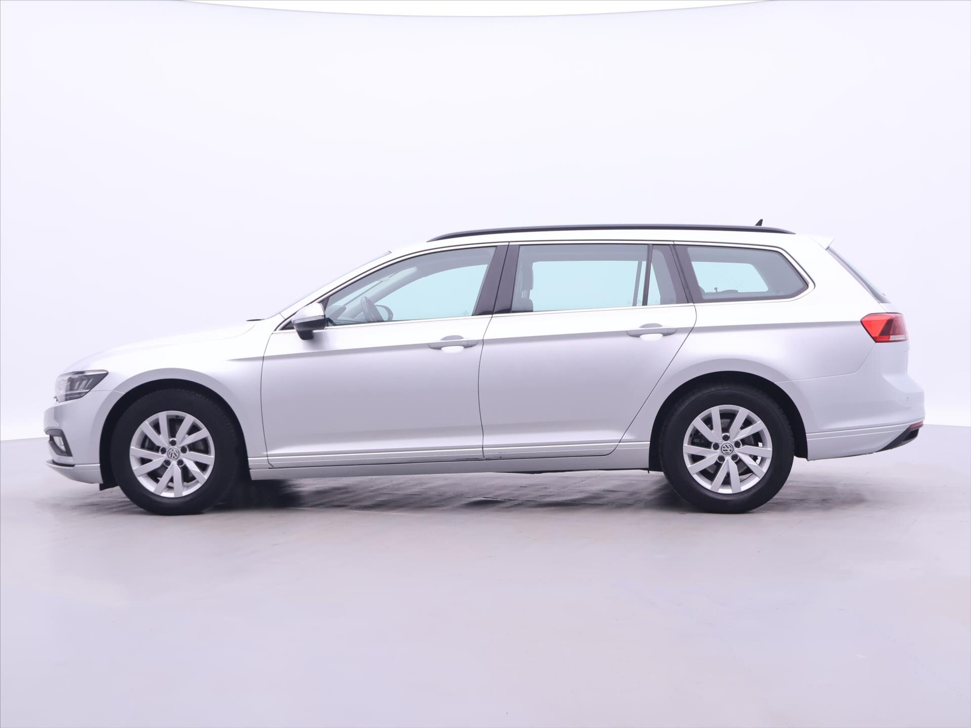 Volkswagen Passat Kombi 1,6 l 88 kw