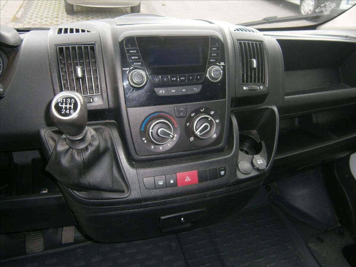 Peugeot Boxer Ostatní 2,2 l 110 kw