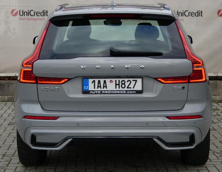 Volvo XC60 4