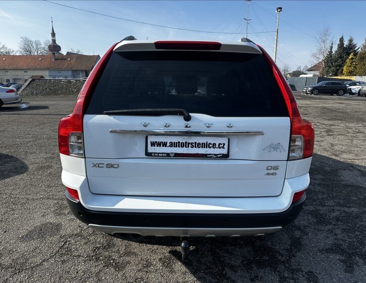 Volvo XC90 SUV / Terénní 2,4 l 136 kw