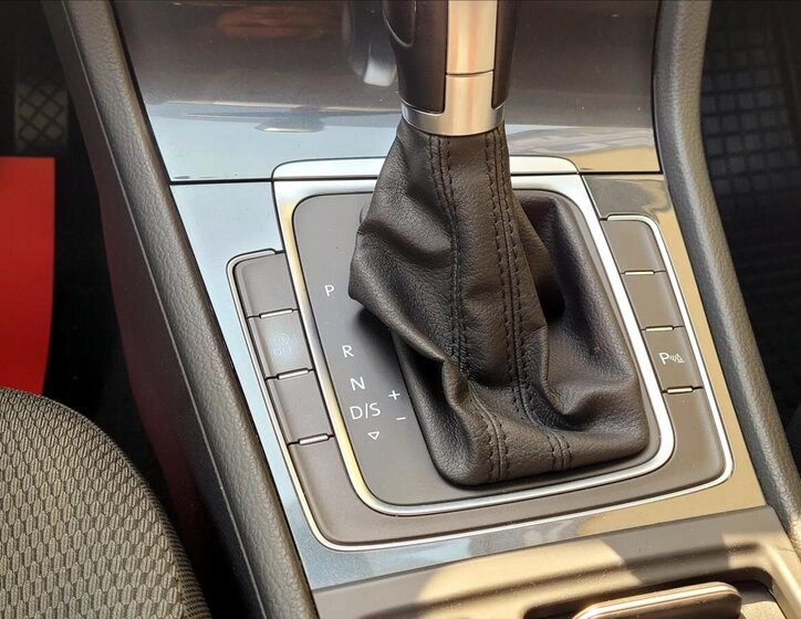 Volkswagen Golf Kombi 1,6 l 85 kw