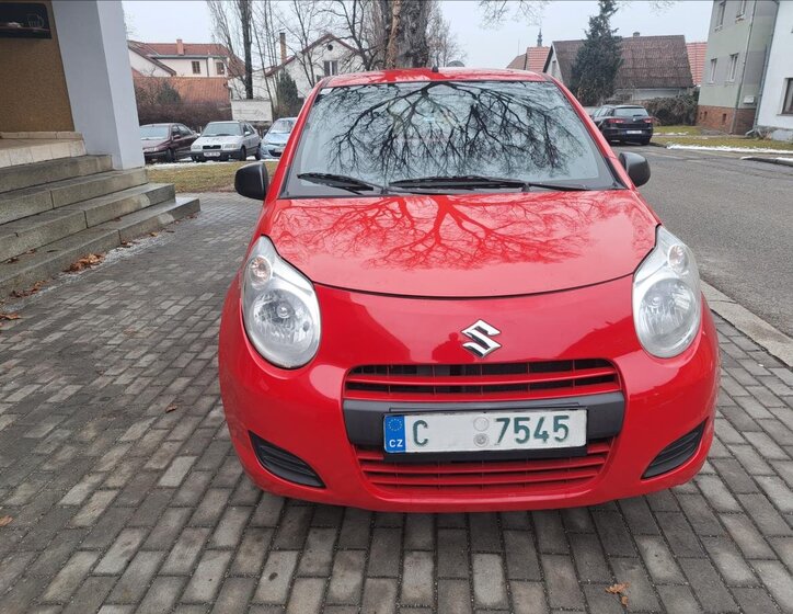 Suzuki Alto Hatchback 996,0 50 kw