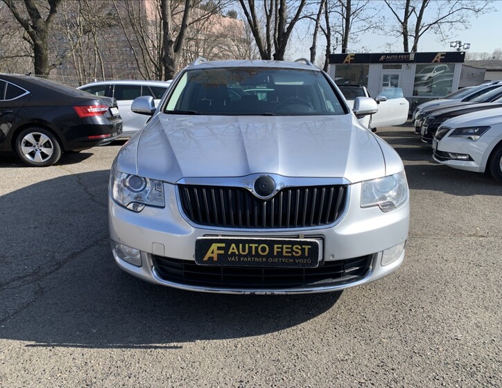 Škoda Superb 2