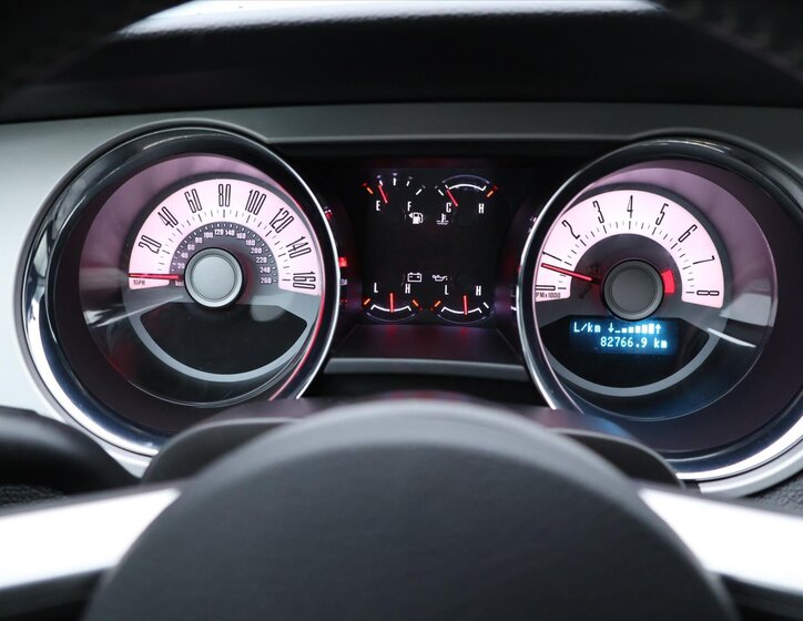 Ford Mustang Kupé 3,7 l 227 kw