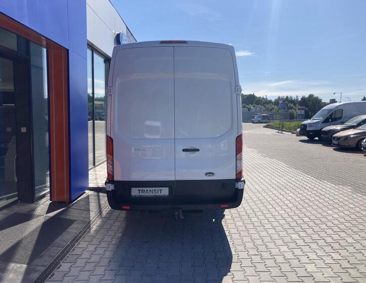 Ford Transit 8