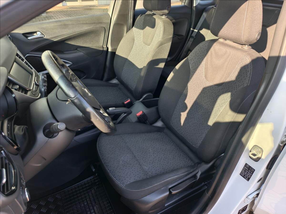 Opel Crossland SUV 1,2 l 60 kw