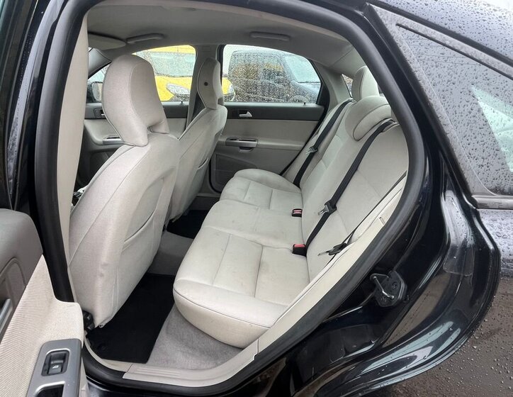 Volvo S40 Sedan 1,6 l 84 kw