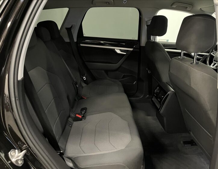 Volkswagen Touareg SUV 3,0 l 170 kw