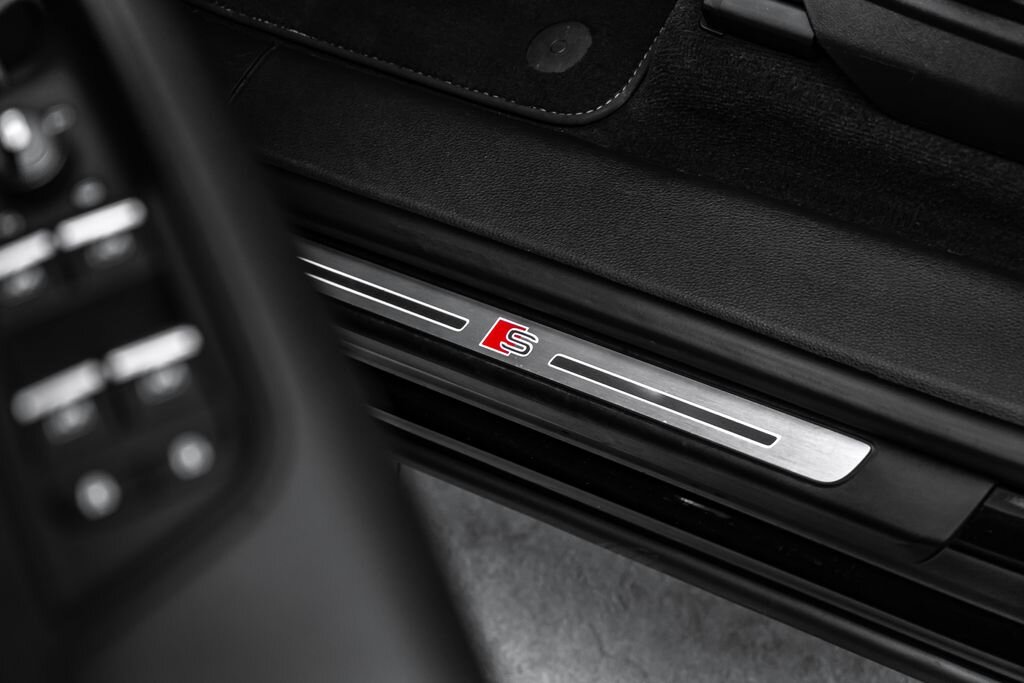 Audi Q8 SUV / Terénní 3,0 l 210 kw