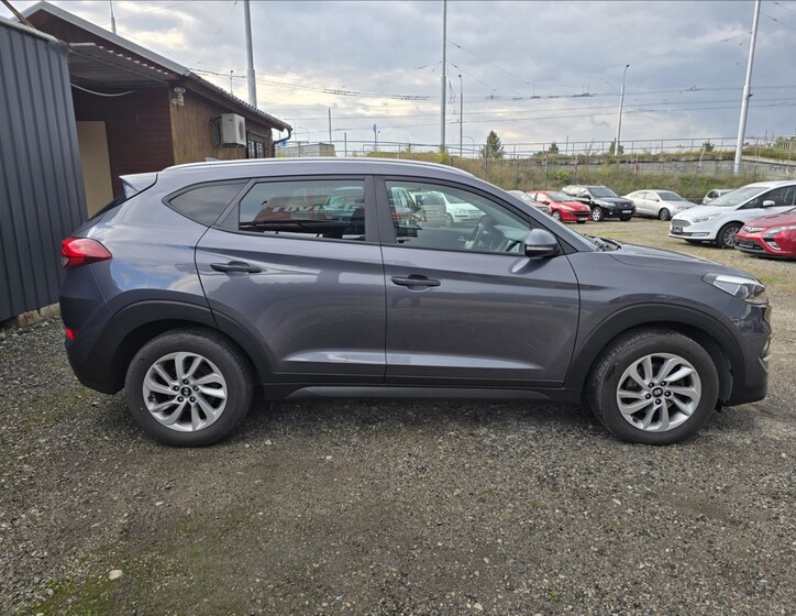 Hyundai Tucson 5