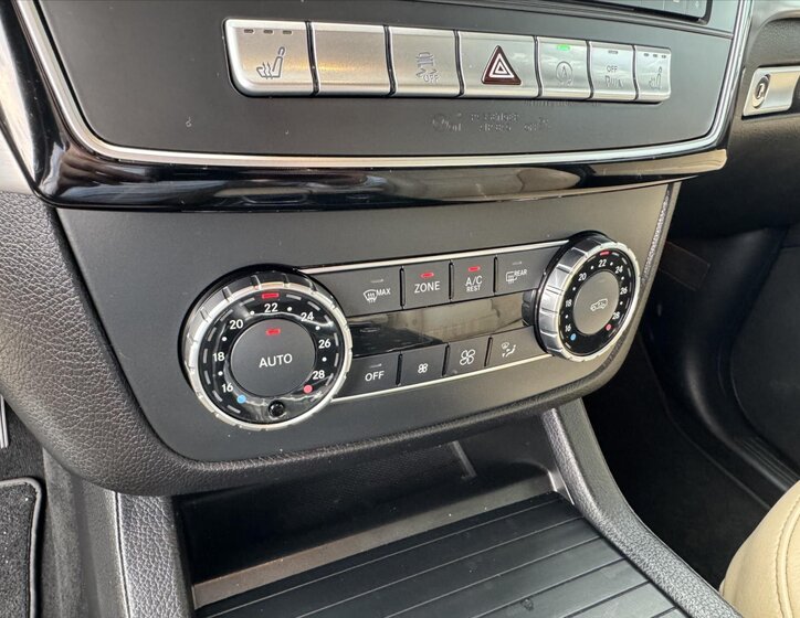 Mercedes-Benz GLE 19