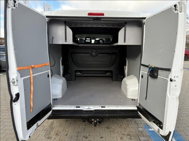 Opel Movano Skříň 2,2 l 103 kw