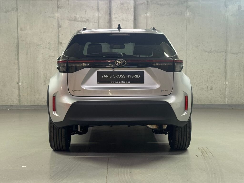 Toyota Yaris Cross SUV / Terénní 1,5 l 85 kw