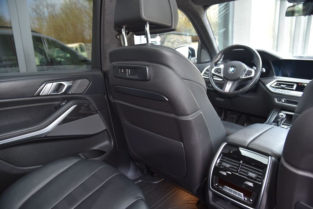 BMW X7 SUV / Terénní 3,0 l 195 kw