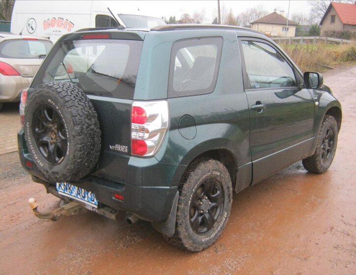 Suzuki Grand Vitara 6