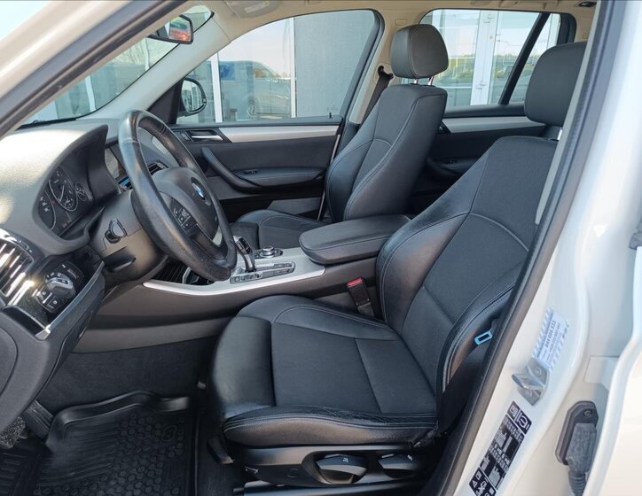 BMW X3 SUV / Terénní 3,0 l 190 kw