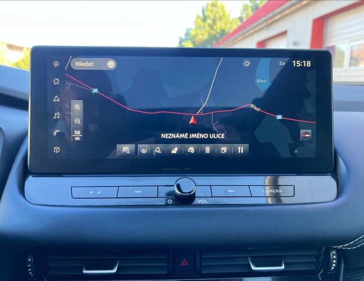 Nissan Qashqai SUV / Terénní 1,3 l 116 kw