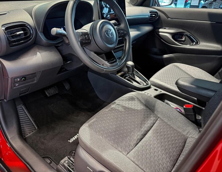 Toyota Yaris Cross SUV 1,5 l 85 kw