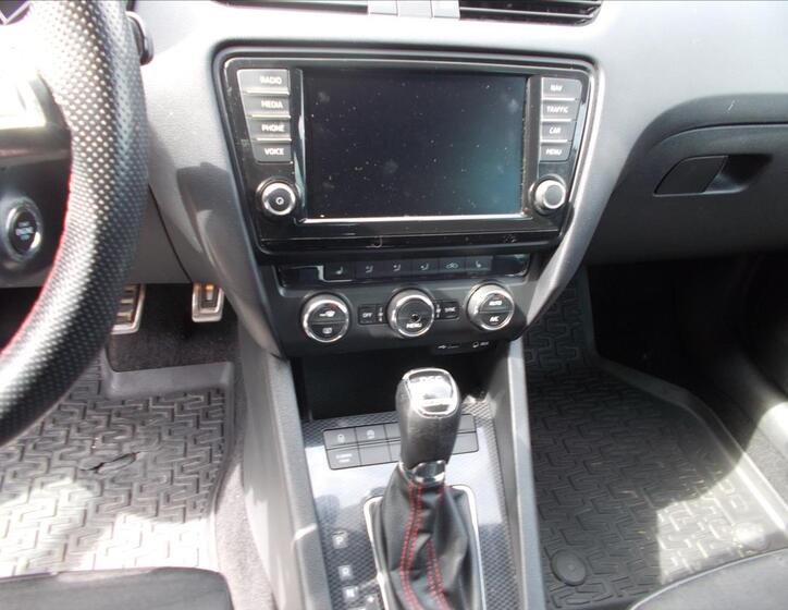 Škoda Octavia 21