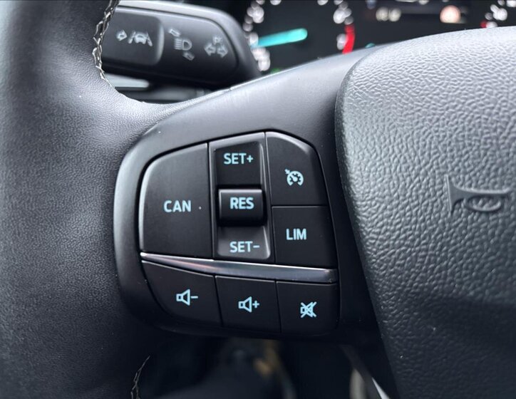 Ford Puma SUV / Terénní 999,0 92 kw