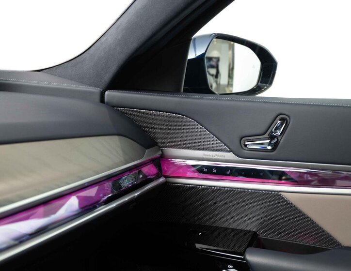 BMW Řada 7 Sedan / Limuzína 3,0 l 220 kw