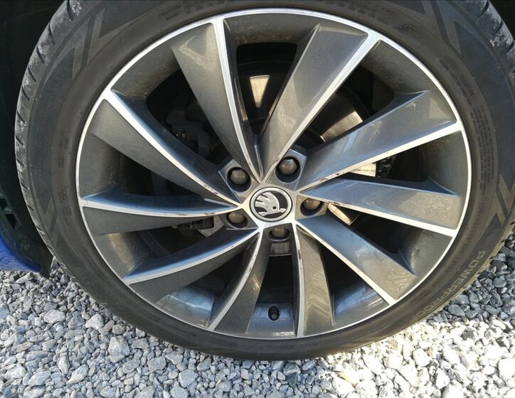 Škoda Superb Kombi 2,0 l 140 kw