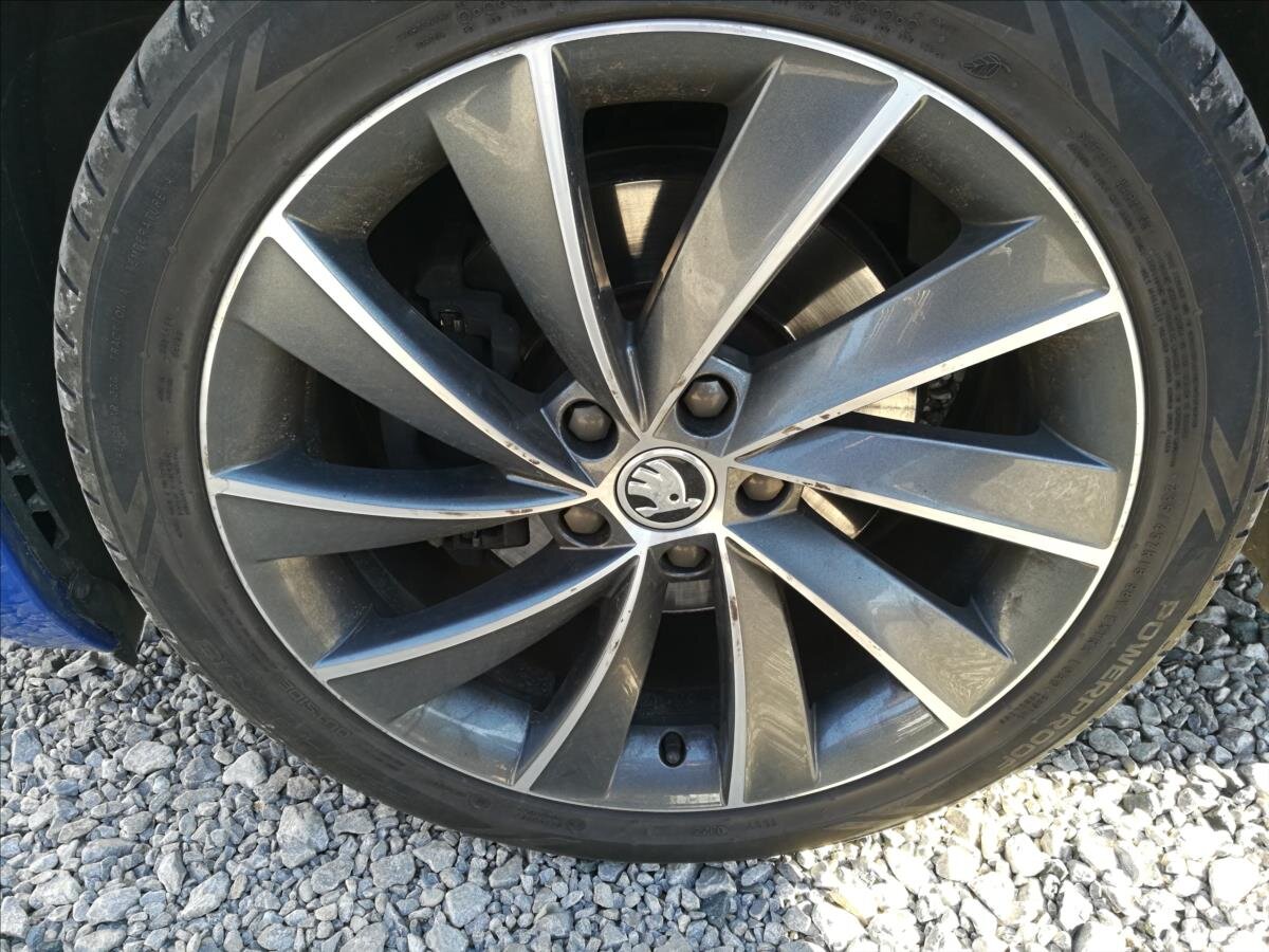 Škoda Superb Kombi 2,0 l 140 kw