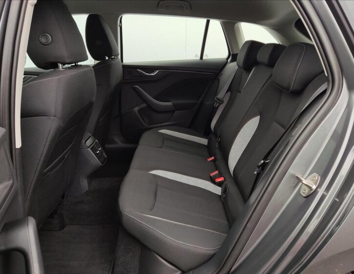 Škoda Scala Hatchback 999,0 85 kw