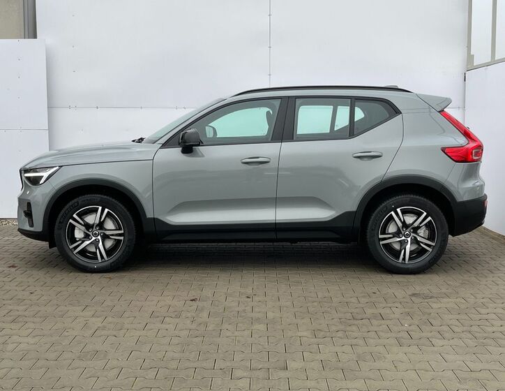 Volvo XC40 10
