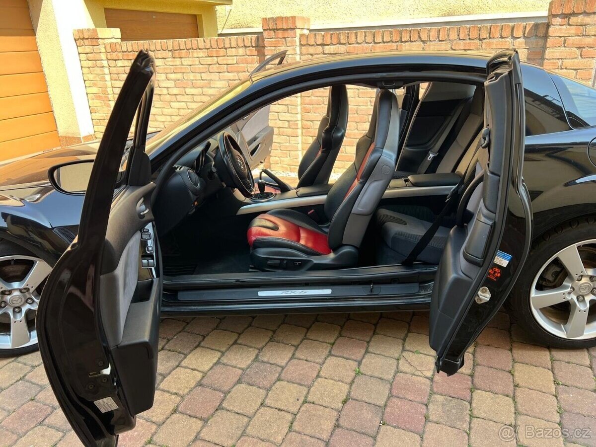 Mazda RX-8 Sedan / Limuzína 0,0 141 kw