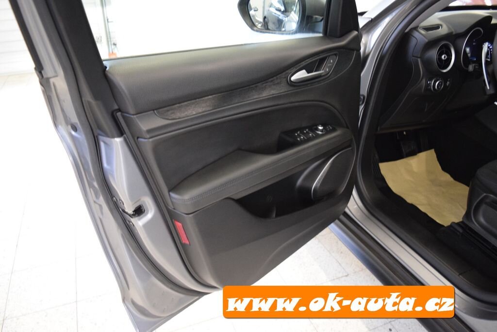 Alfa Romeo Stelvio SUV 0,0 150 kw